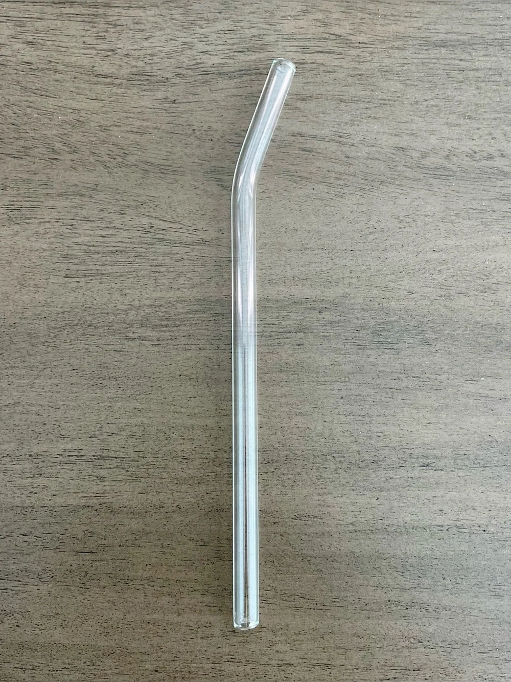 NWT Lilly Ribbed Glass Sippers with Bamboo Lids and Glass straws, 18 oz Set of 4